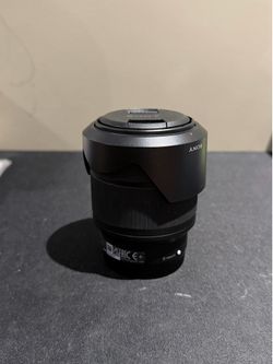 sony 28-70mm f3.5-5.6 fe oss lens