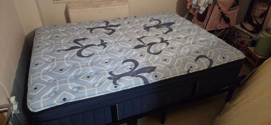 Full Size  Pillow Top Mattress with Frame