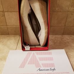 American Eagle White Ella 9.5W