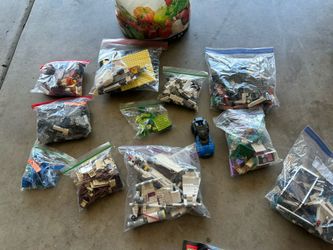 LEGOS Over 400 dollars worth lego sets