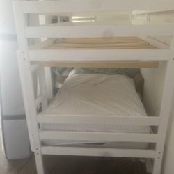 White Bunkbeds 