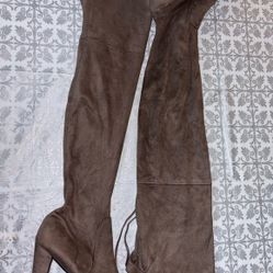 Size8 Thigh-High Suede Boots (Brown)