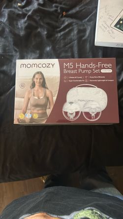 Momcozy M5 Wearable Breast Pump