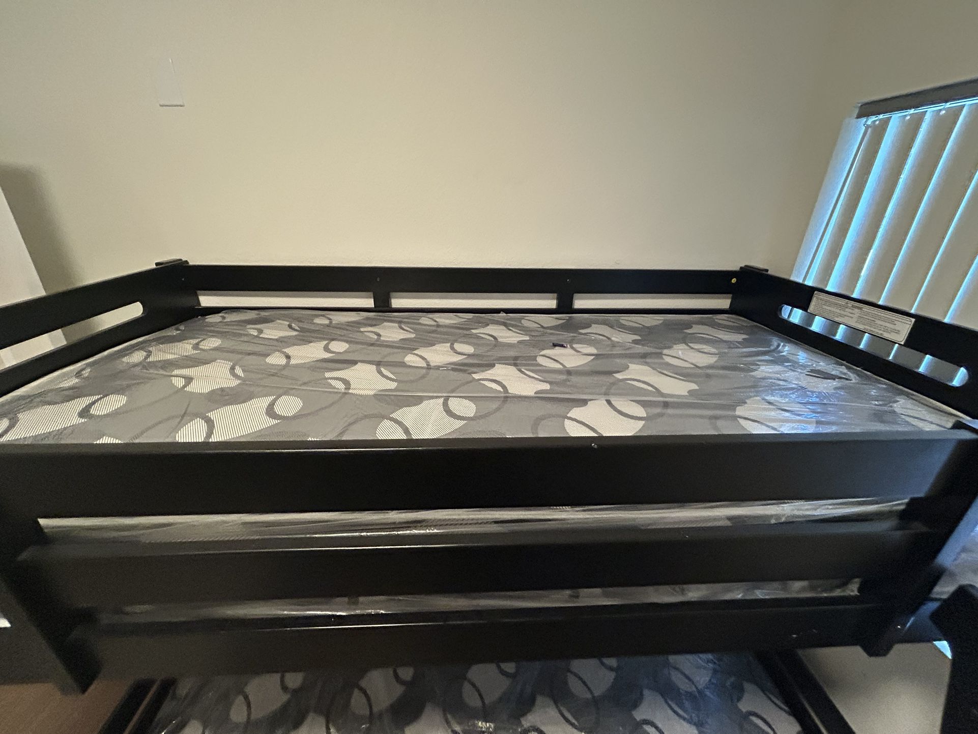 Bunk Bed Full Set Beds Included