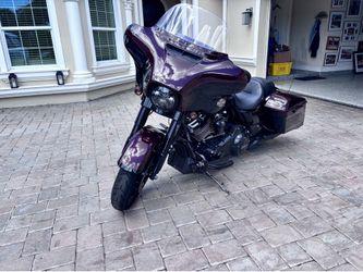 2022 Harley Street Glide 114  13,778 miles Custom pipes  Pristine condition Garage kept Clean Florida title Asking $20,000  obo