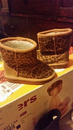 Boots size 6c