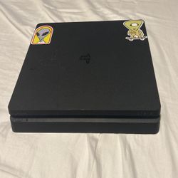 PS4 Used Without Controllers 