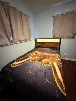 Full size bed