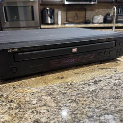 Denon DVM-1805 5-Disc DVD VIDEO Autochanger Progressive Scan