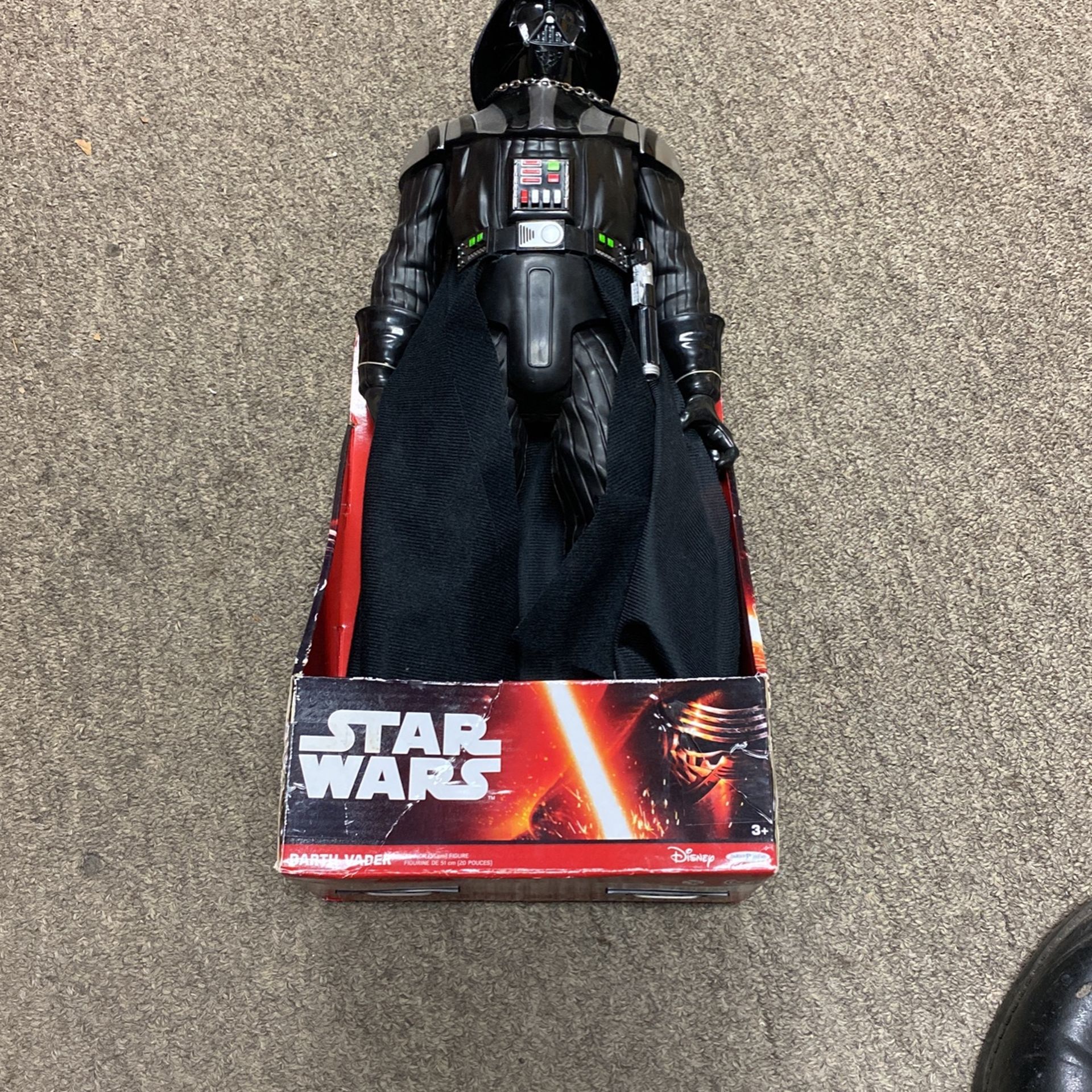 Star Wars Dearth Vader 18 Inches Tall Brand New In Box Perfect