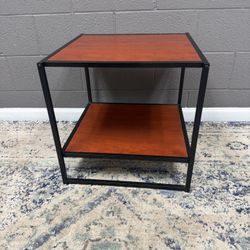 Modern Table / Side Table