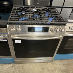 Frigidaire Gas Range Oven - Stainless Steel or White
