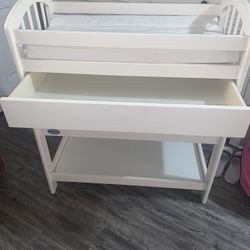 Baby changing Station 