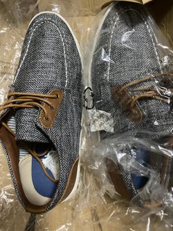 New Mens Boat Shoes 9.5