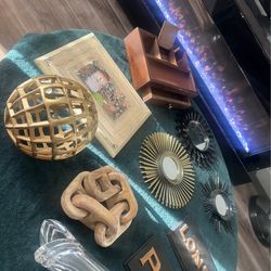 LOT HOUSE DECOR FOR $30 for all !