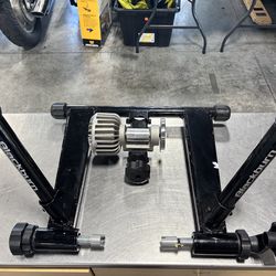 Blackburn Tech Fluid Stationary Trainer for Bikes