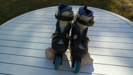 Tracer boys adjustable inline skates size 2 to 5