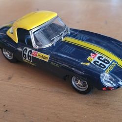 Jaguar E-Type Spider 66