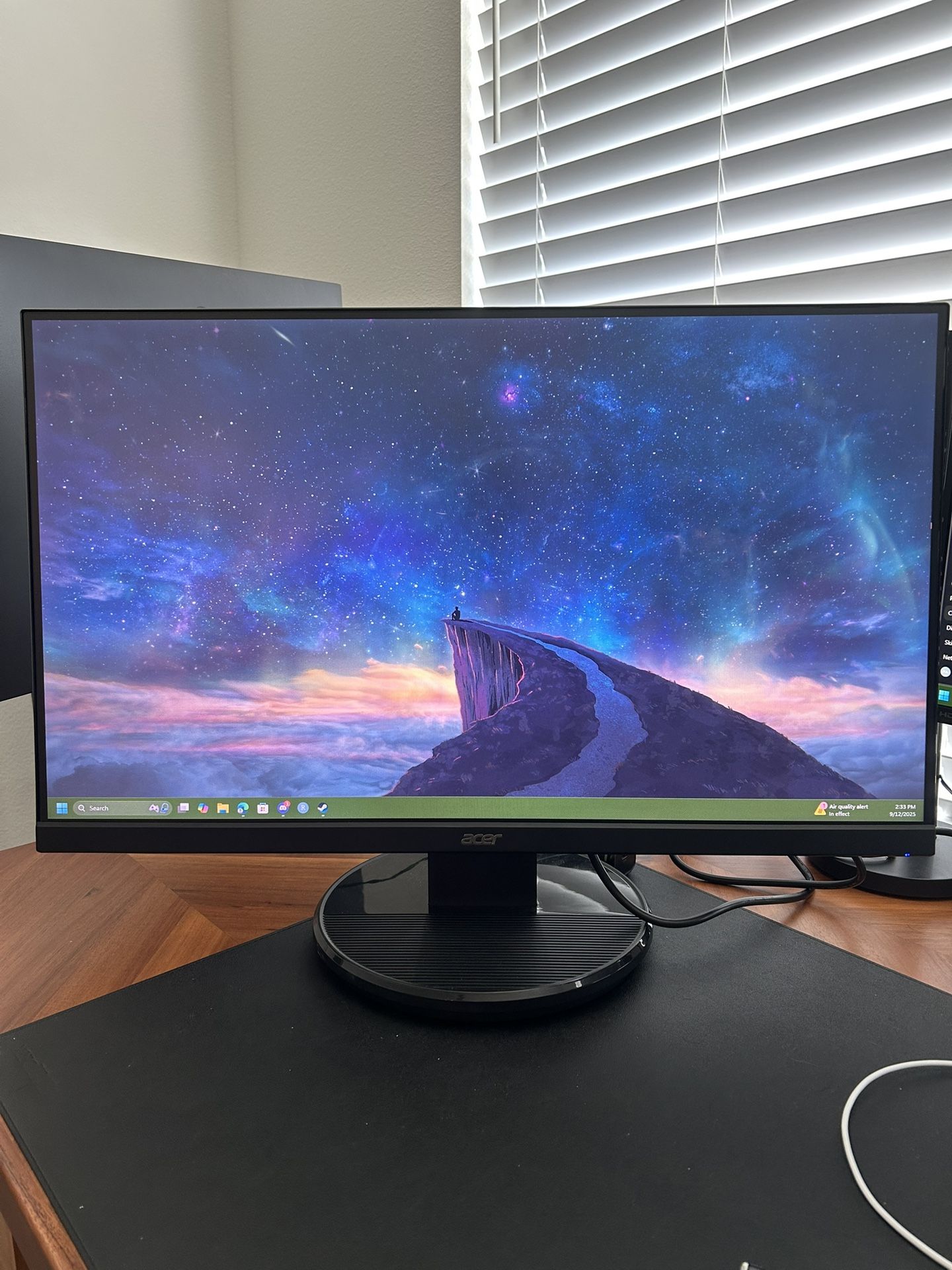 ACER Computer Monitor (power cord included)