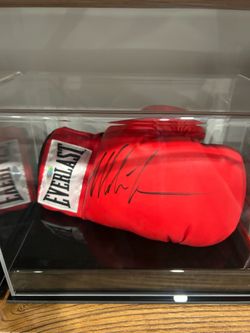 Mike Tyson Autograph