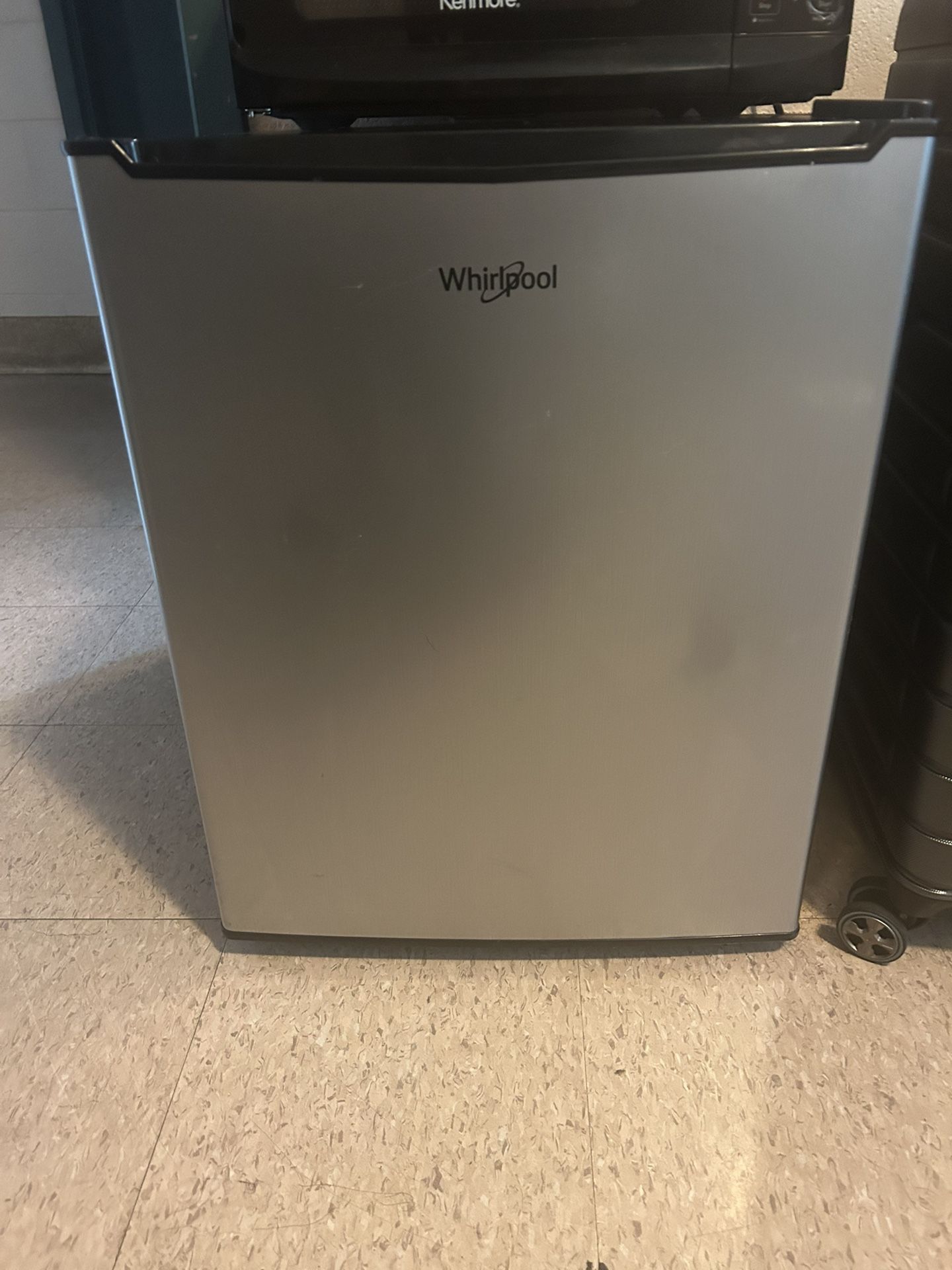 Small Fridge for Sale $50.00