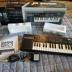 Casio SK-1 SK1 sampling keyboard Like New In Box