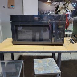 Microwave Oven
