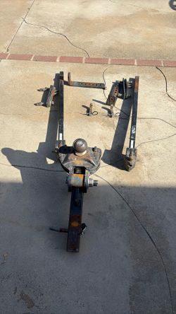 Trailer Weight Distribution Hitch