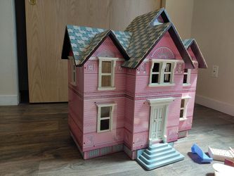 1/12 Victorian Dollhouse