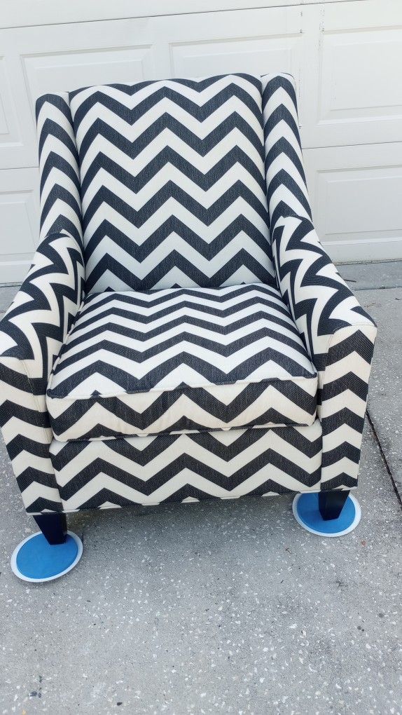 Accent Side Chair