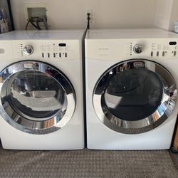 Frigidaire Affinity Washer & Gas Dryer