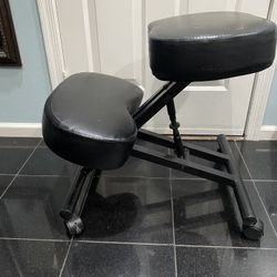 Ergonomic Kneeling Desk Chair