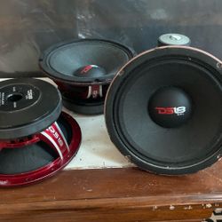 We like it loud 1000 W, mid range, Speakers