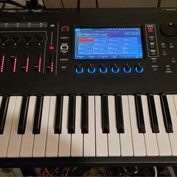 Roland Fantom 6