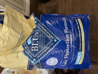 Blue Buffalo Dry Dog Food (38 Ibs.)