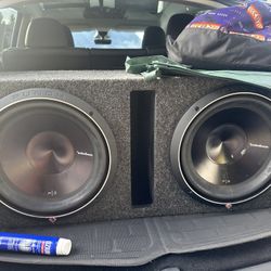 2 Rockford P3 W/Amp
