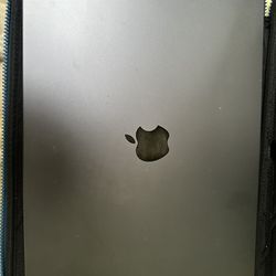 MacBook Pro 16in 2023