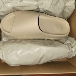 Addidas Yeezy Slides "Bone" $200 Size 10 & Size 11