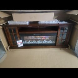 **BRAND NEW** 3 D FIVE COLOR INFARED FIREPLACE MEDIA MANTEL