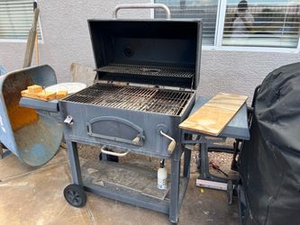 Large Charcoal Grill on Wheels