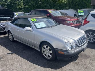2003 Mercedes-Benz CLK 320