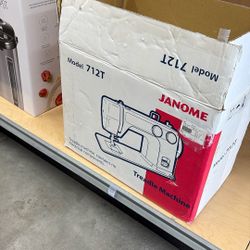 Janome Sewing Machine 