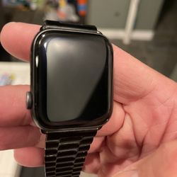 Apple Watch Series 5 Aluminum Cellular GPS 44MM