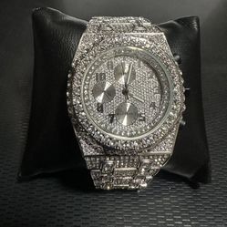 Luxury Premium Iced Out Quartz & VVS Simulated Diamonds Wristwatch