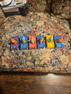 VINYL VINTAGE MUPPETS 80'S ? SET OF 6 $20 FIRM PRICE 