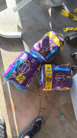 3 Costco cat litter bags
