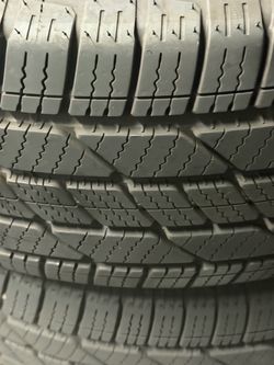 Set of 4 Bridgestone Dueler LX tires