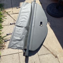 2013 Nissan Murano Tonneau Cover(privacy Rear Cargo Cover)