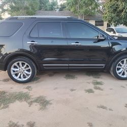 2015 Ford Explorer