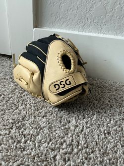DSG baseball glove